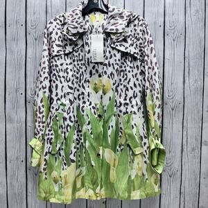 NWT Lindi Animal Print Rain Coat Size X-Small